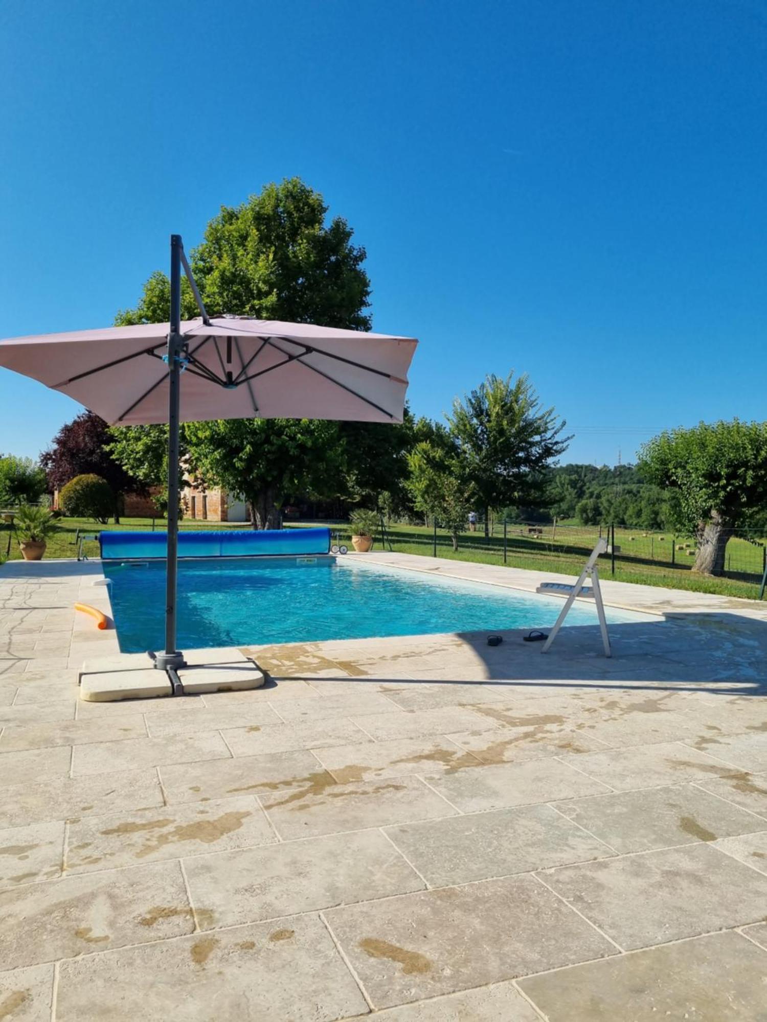 Domaine De Belcayre Bed and Breakfast Montauban Exteriör bild